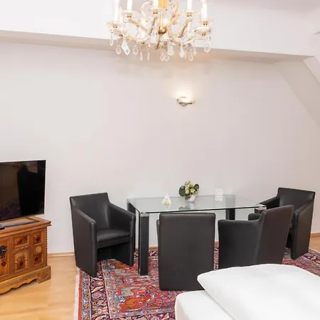 Mariahilf Hotel 3*