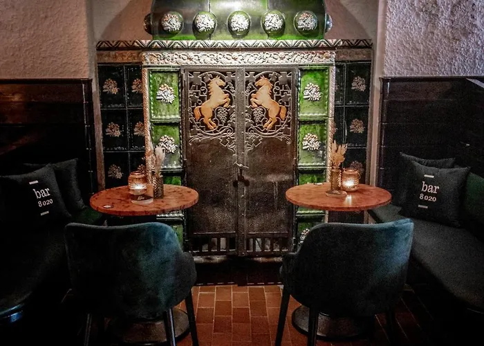 Mariahilf Готель 3*