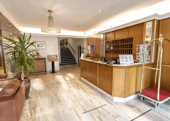 마리아힐프 호텔 3*